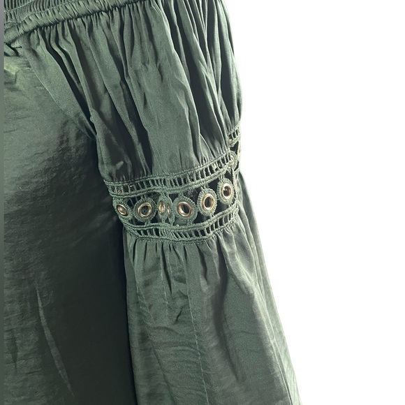 Jennifer Lopez Blouse - Picture 4 of 11